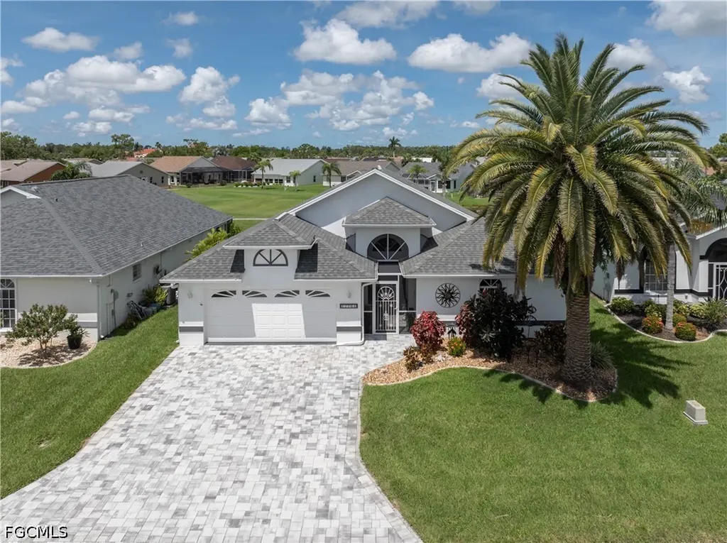 17761 Pineapple Palm Court North Fort Myers FL 33917