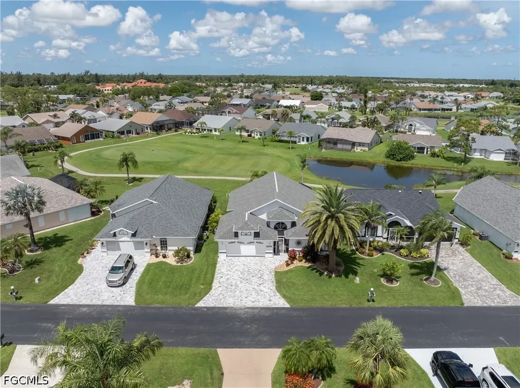 17761 Pineapple Palm Court North Fort Myers FL 33917