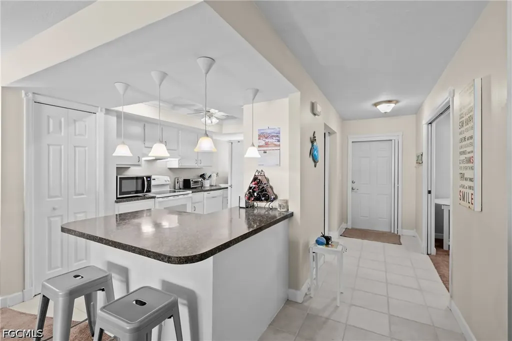 1203 SW 48th Terrace Cape Coral FL 33914