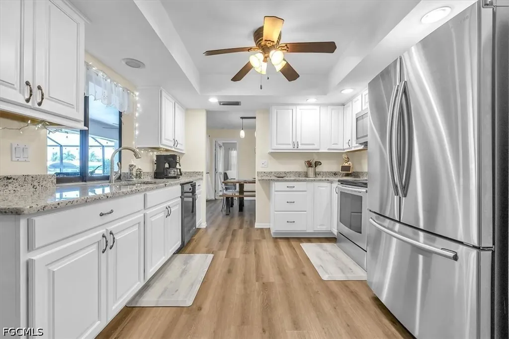 1903 SE 29th Lane Cape Coral FL 33904