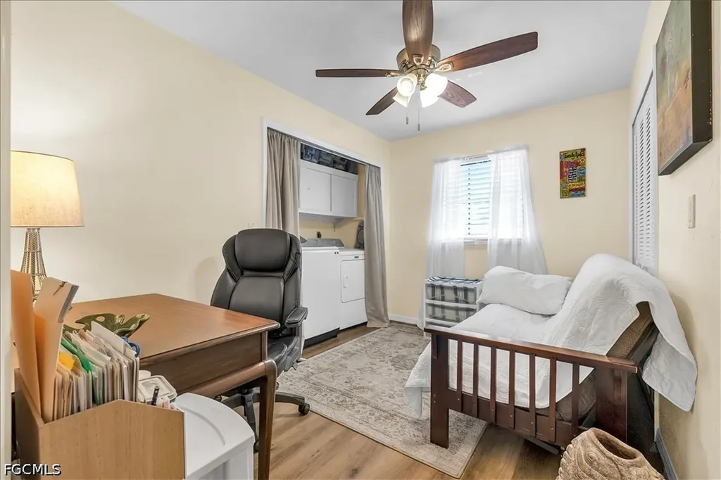 1903 SE 29th Lane Cape Coral FL 33904