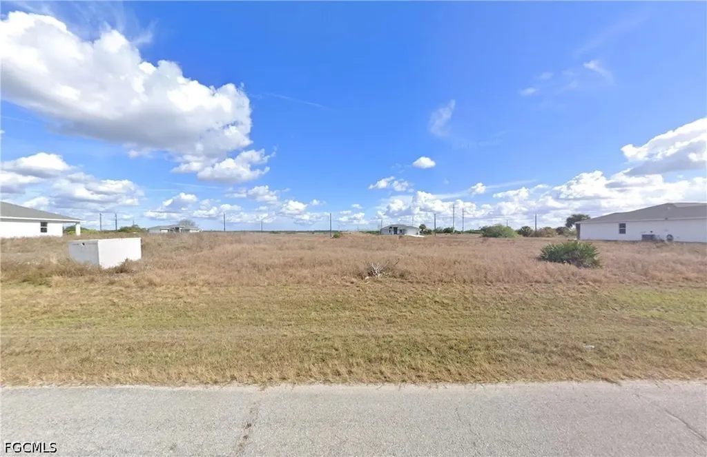 555 David Circle Labelle FL 33935