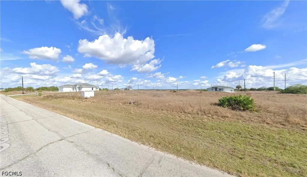555 David Circle Labelle FL 33935