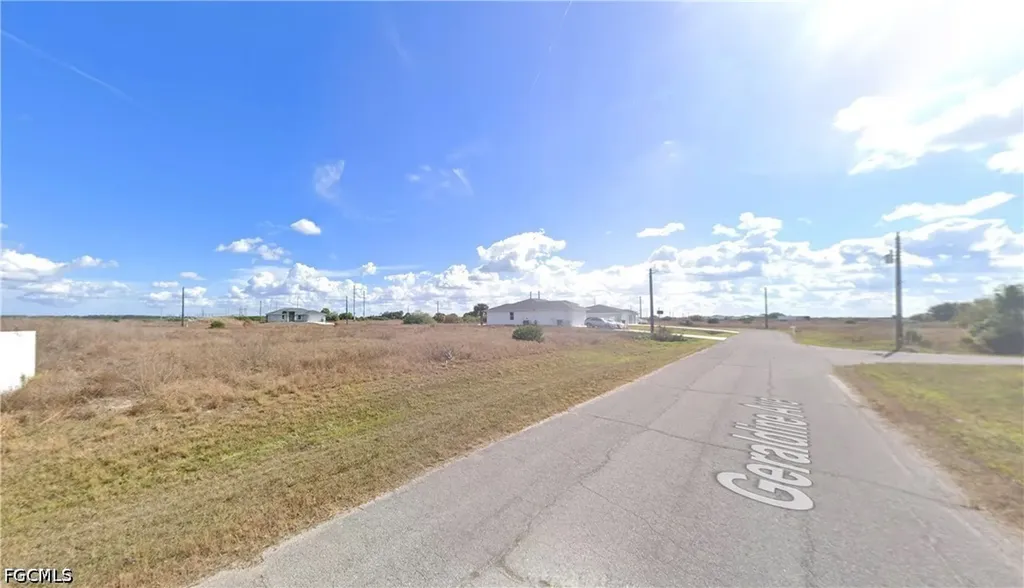 555 David Circle Labelle FL 33935