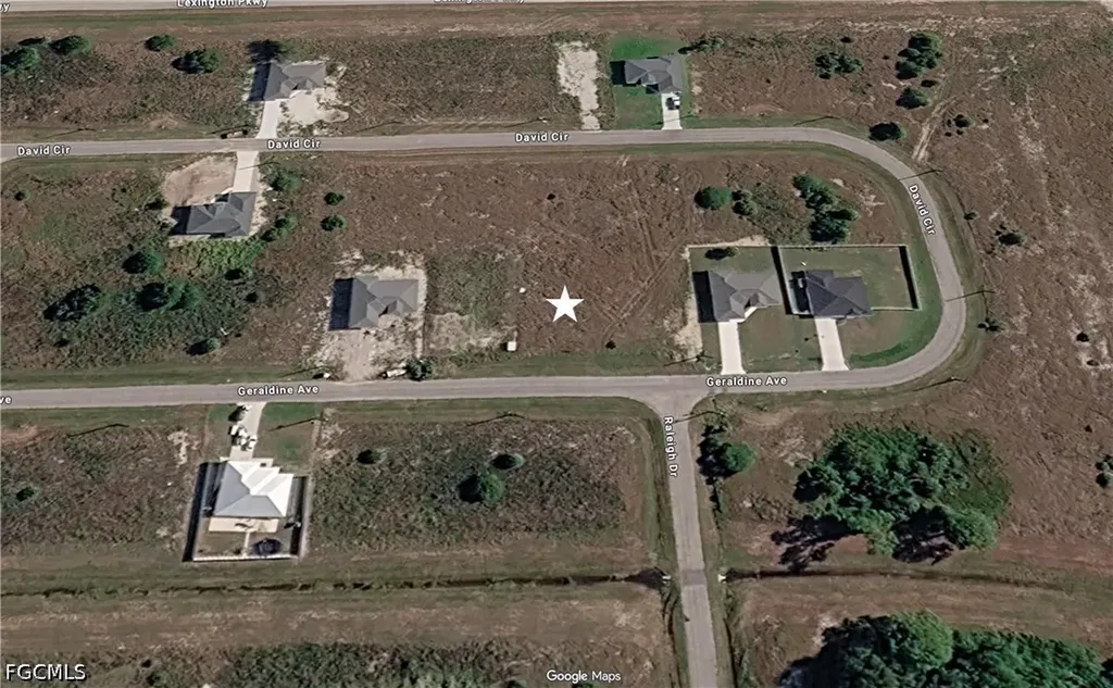 555 David Circle Labelle FL 33935