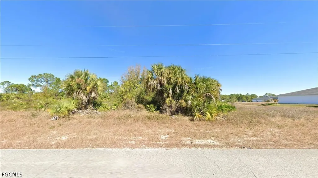1223 Ermine Street E Lehigh Acres FL 33974