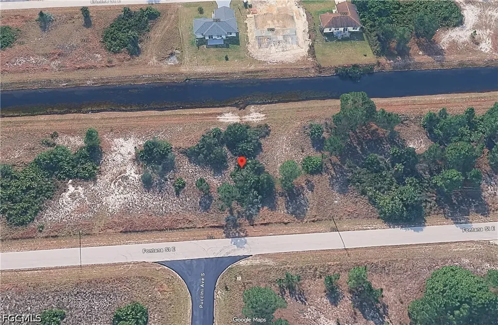1122 Fontana Street E Lehigh Acres FL 33974