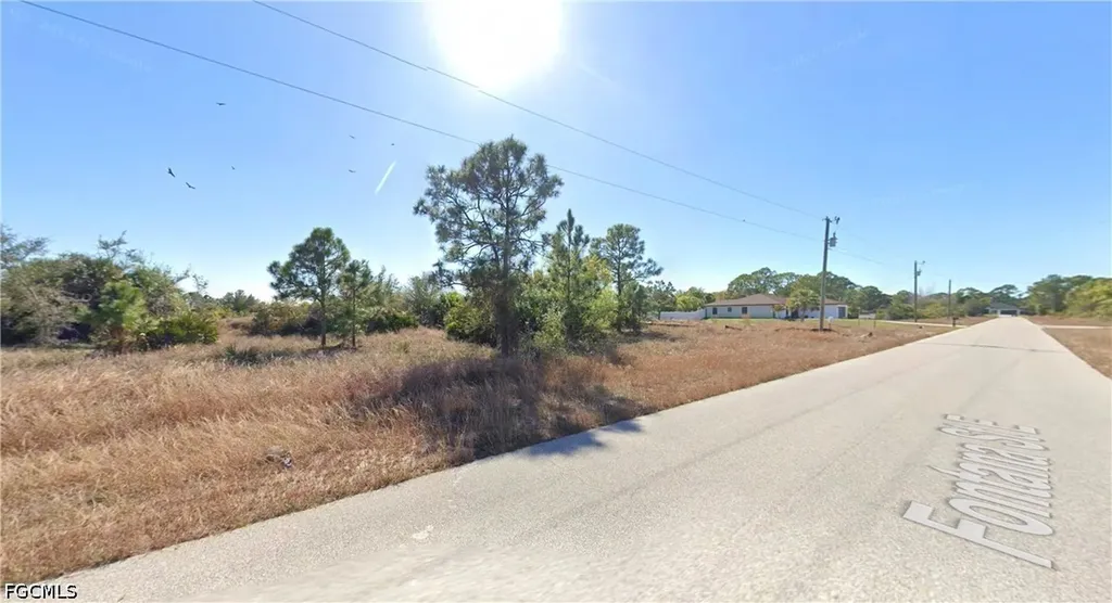 1122 Fontana Street E Lehigh Acres FL 33974