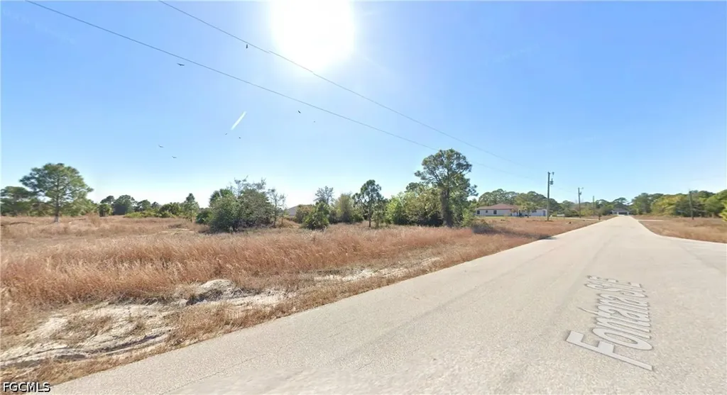 1124 Fontana Street E Lehigh Acres FL 33974
