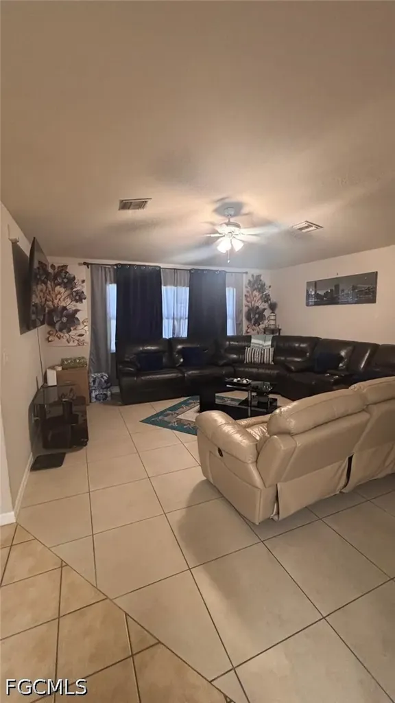 4602 28th Street SW Lehigh Acres FL 33973