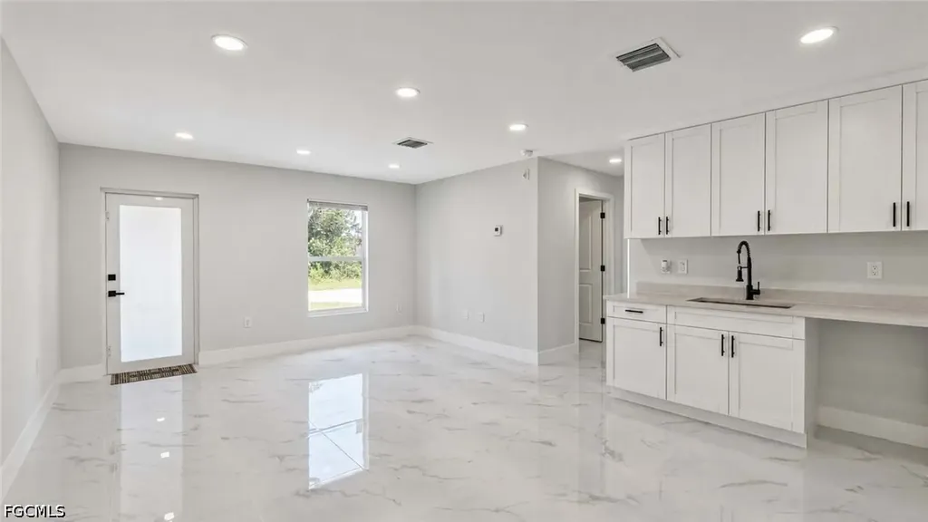 1120 Ravenswood Street E Lehigh Acres FL 33974