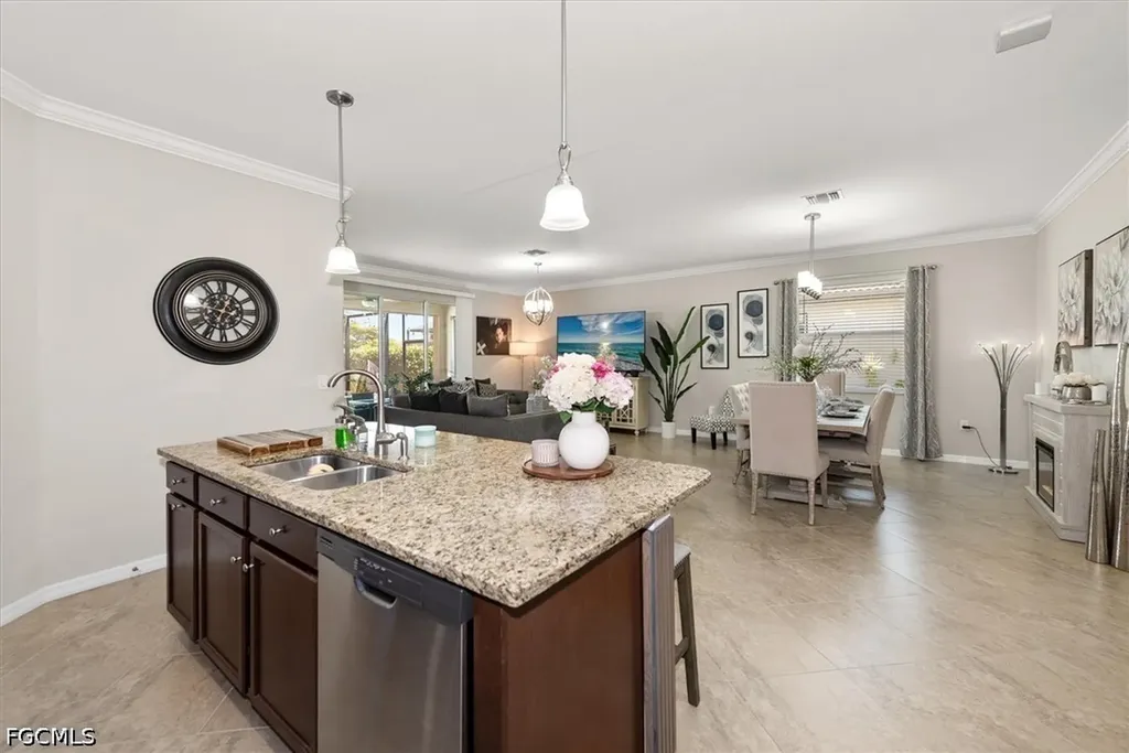 16095 Palmetto Prairie Drive Alva FL 33920