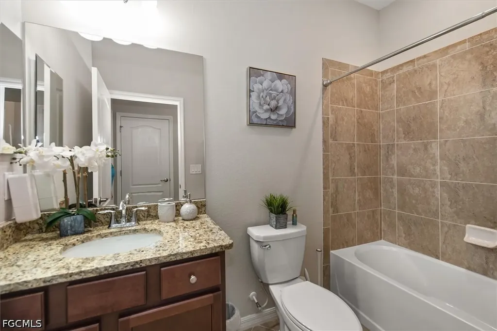 16095 Palmetto Prairie Drive Alva FL 33920