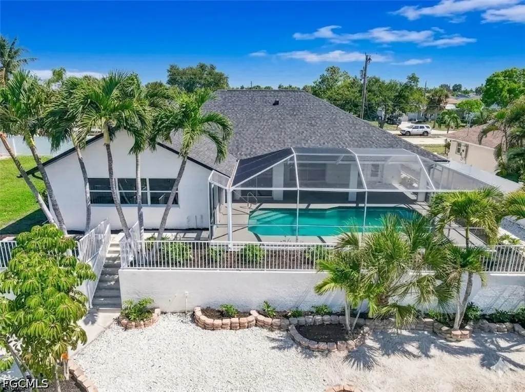 920 E Archer Parkway Cape Coral FL 33904