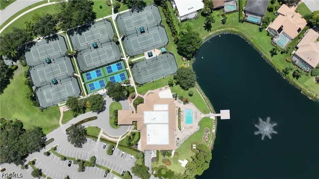 11477 Longshore Way W Naples FL 34119