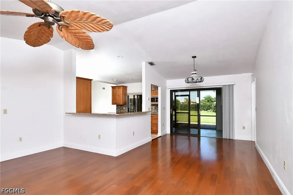 11477 Longshore Way W Naples FL 34119