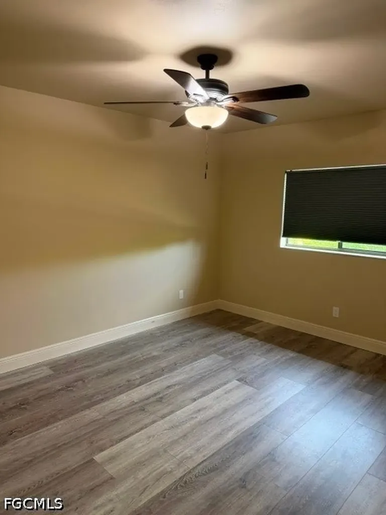 1627 SW 32nd Terrace Cape Coral FL 33914