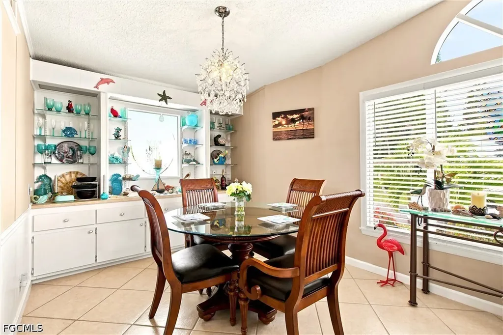 18 Grosbeak Lane Naples FL 34114
