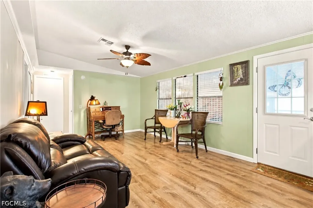 18 Grosbeak Lane Naples FL 34114