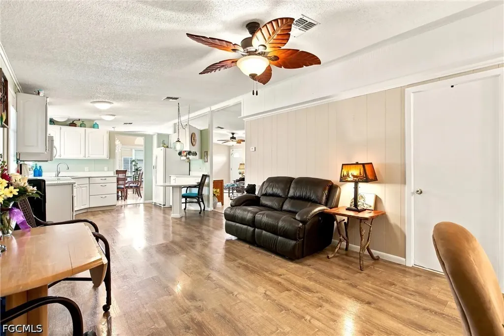 18 Grosbeak Lane Naples FL 34114