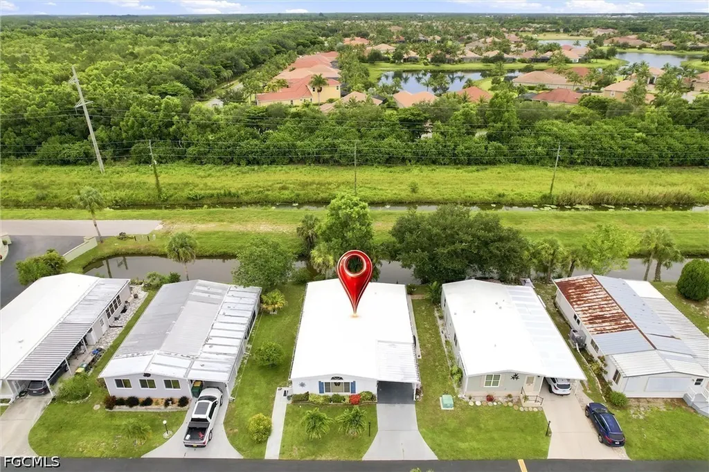 18 Grosbeak Lane Naples FL 34114