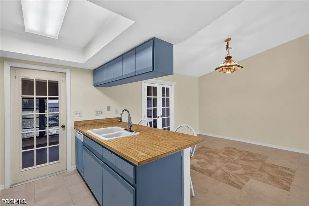 1398 Evalena Lane North Fort Myers FL 33917