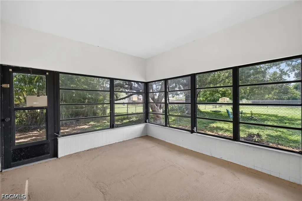 1398 Evalena Lane North Fort Myers FL 33917