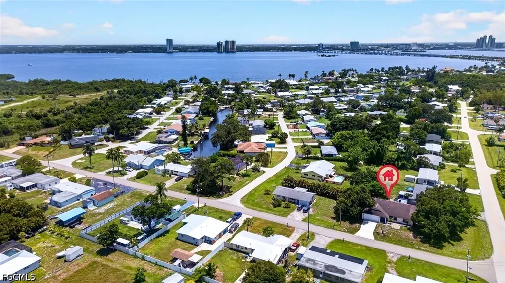 1398 Evalena Lane North Fort Myers FL 33917