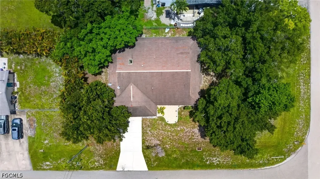 1398 Evalena Lane North Fort Myers FL 33917