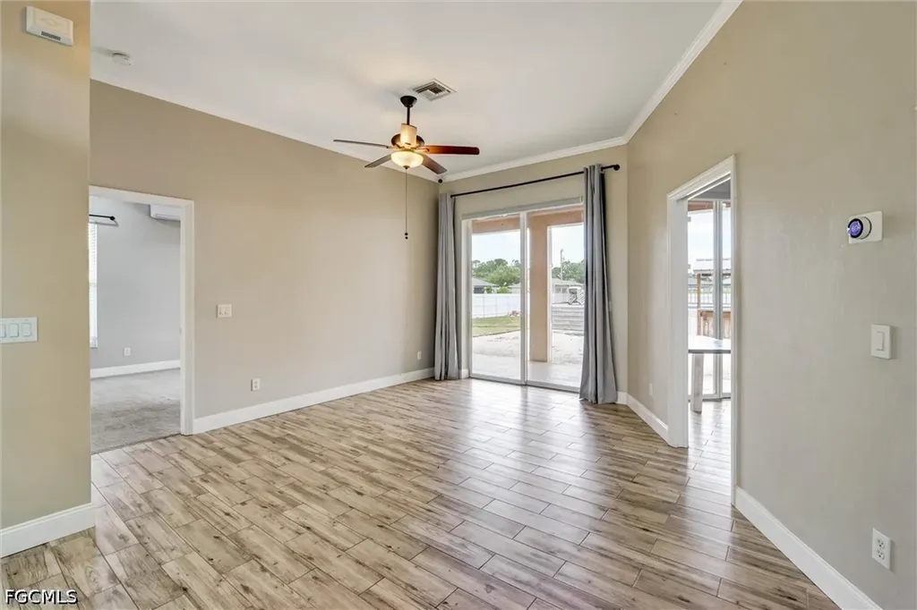32 Wilmington Parkway Cape Coral FL 33993