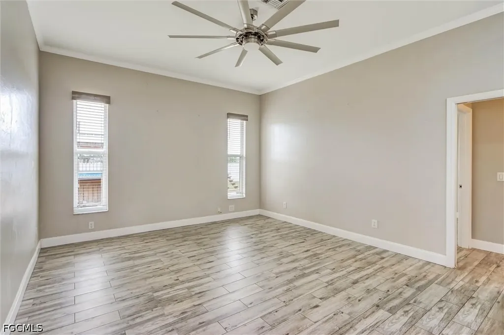 32 Wilmington Parkway Cape Coral FL 33993