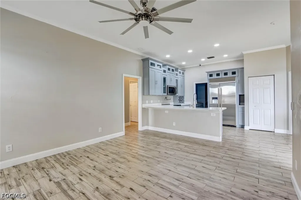 32 Wilmington Parkway Cape Coral FL 33993