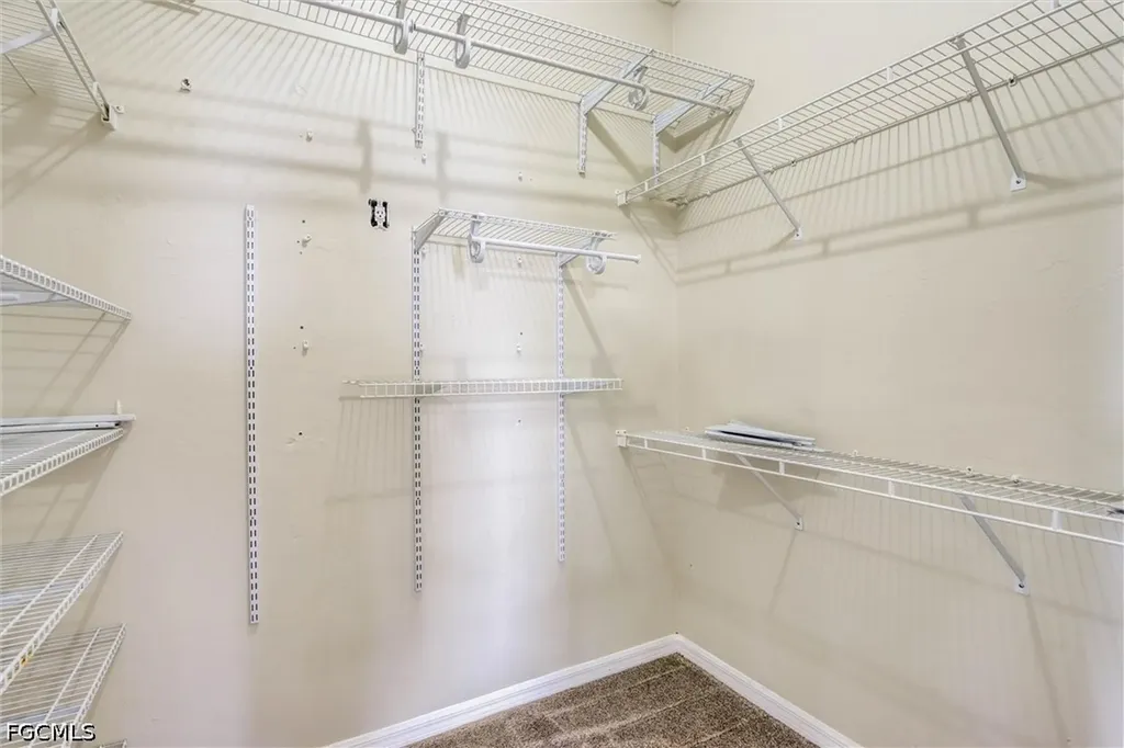 32 Wilmington Parkway Cape Coral FL 33993