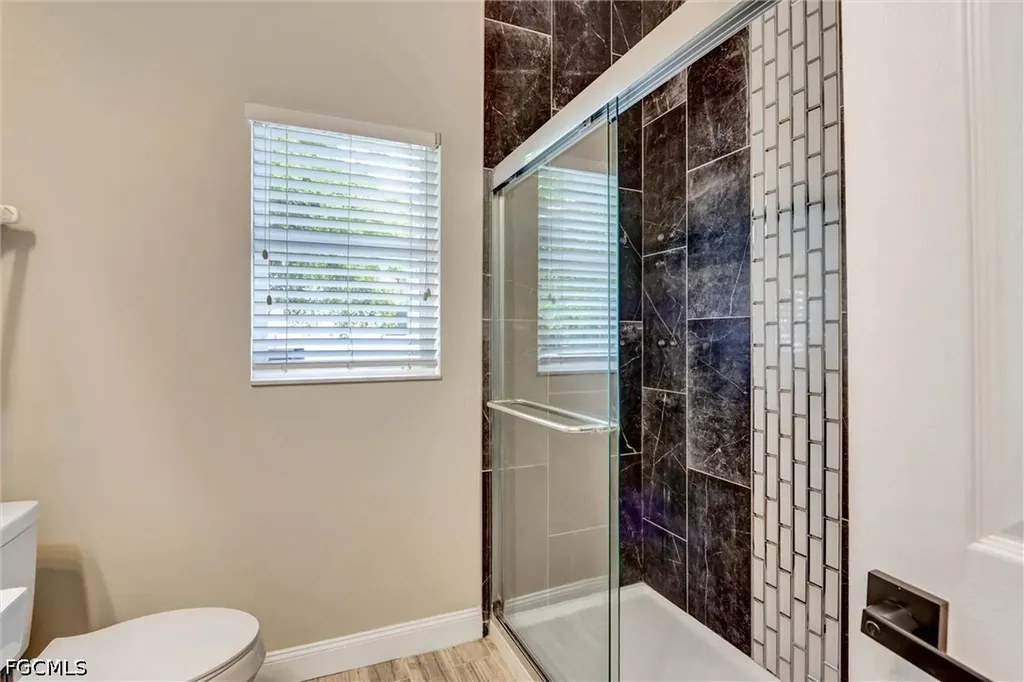32 Wilmington Parkway Cape Coral FL 33993