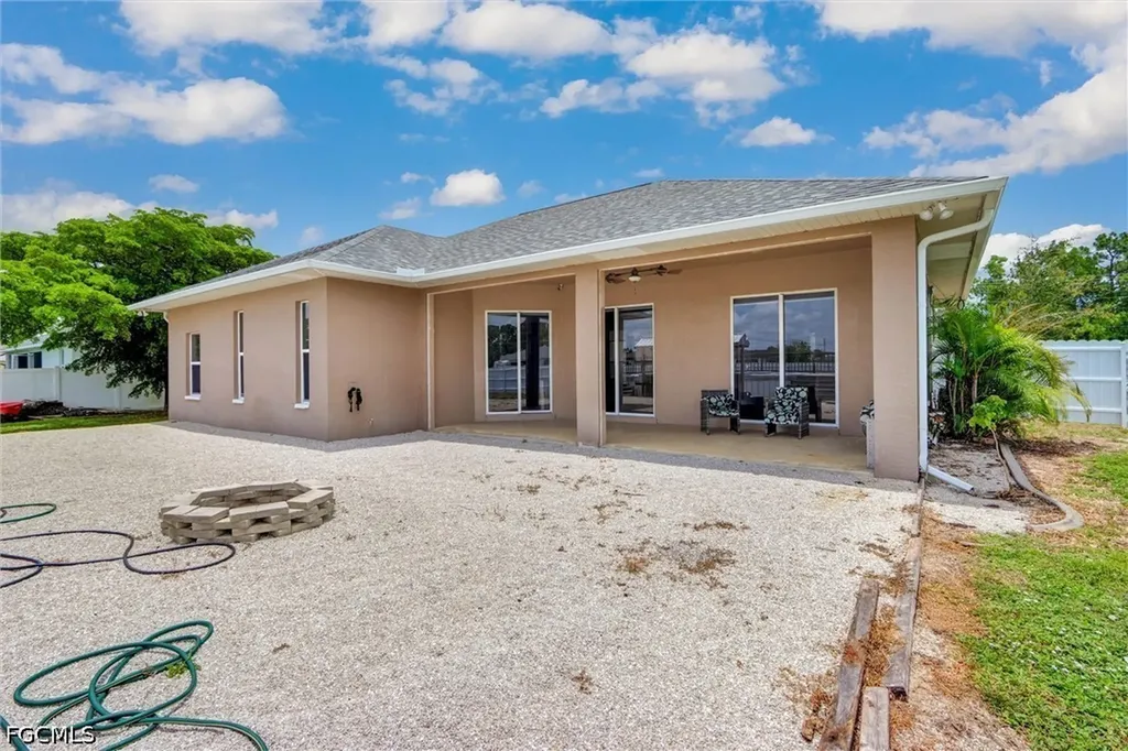 32 Wilmington Parkway Cape Coral FL 33993