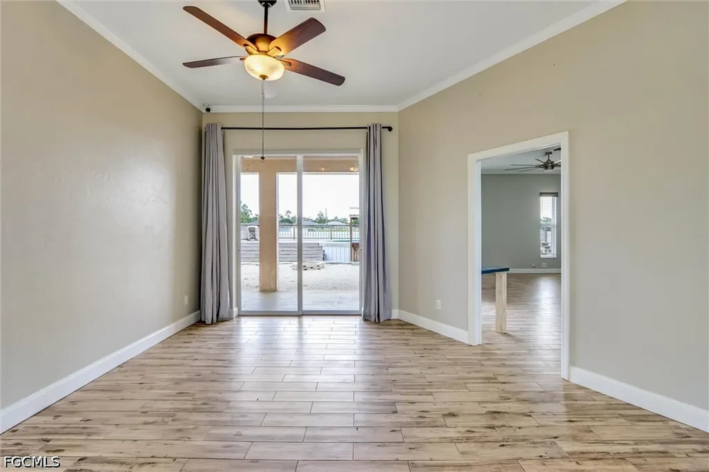 32 Wilmington Parkway Cape Coral FL 33993
