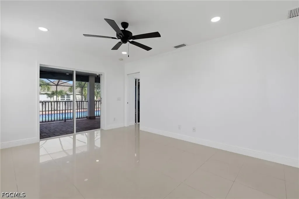 3016 NW 6th Place Cape Coral FL 33993