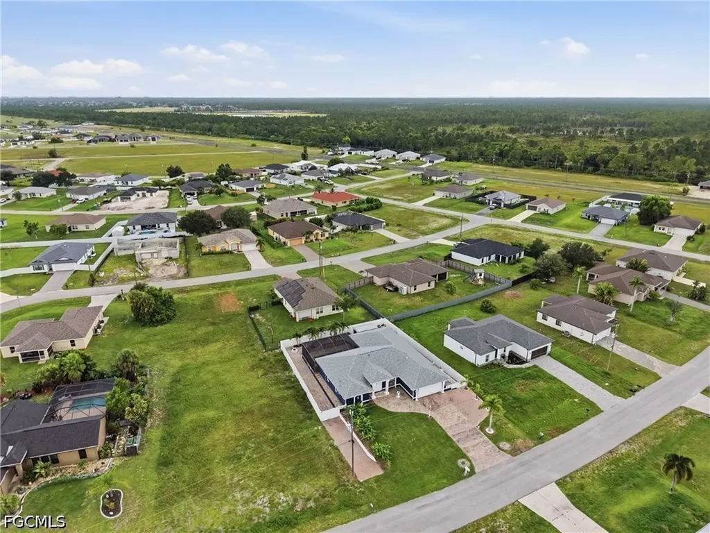 3016 NW 6th Place Cape Coral FL 33993