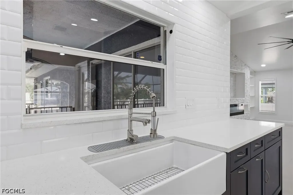 3016 NW 6th Place Cape Coral FL 33993