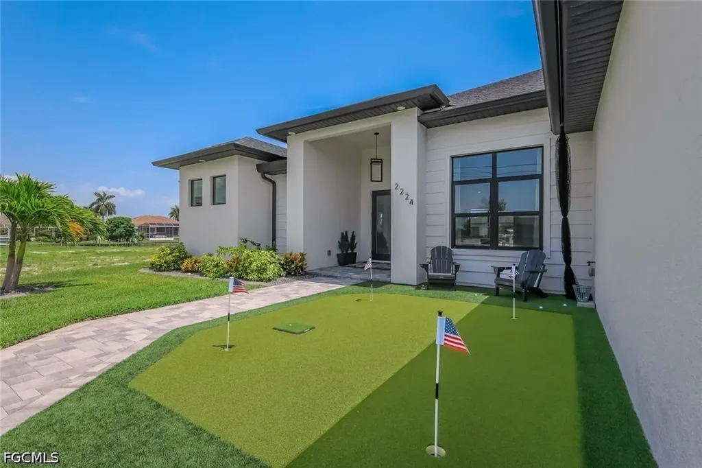 2224 SW 31st Lane Cape Coral FL 33914