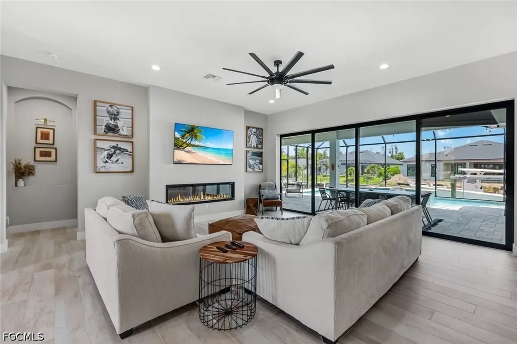2224 SW 31st Lane Cape Coral FL 33914