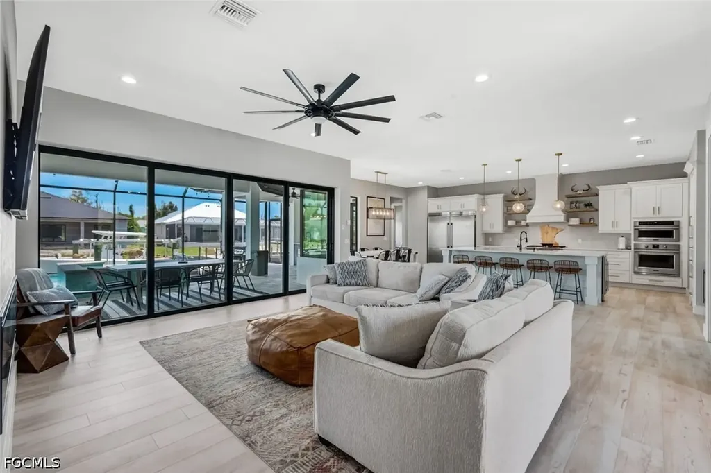 2224 SW 31st Lane Cape Coral FL 33914
