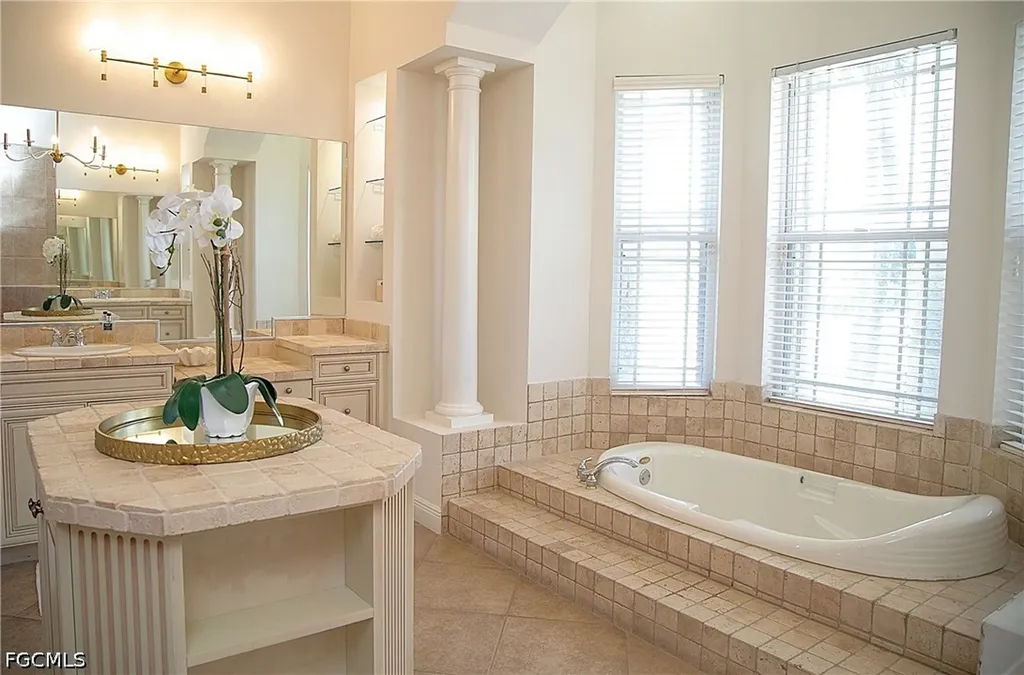 15200 Blackhawk Drive Fort Myers FL 33912