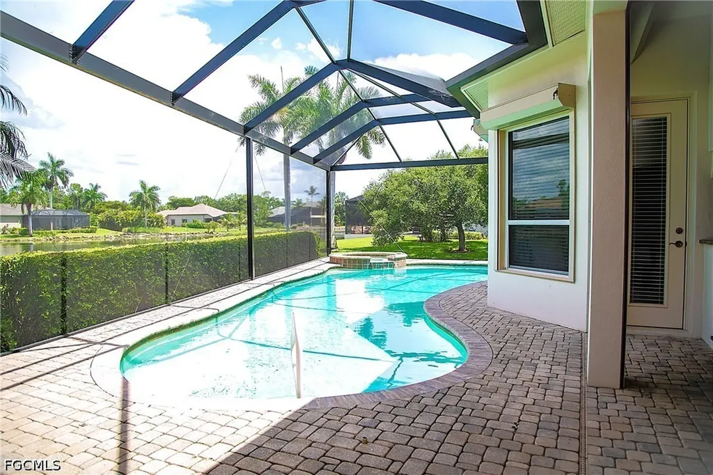 15200 Blackhawk Drive Fort Myers FL 33912