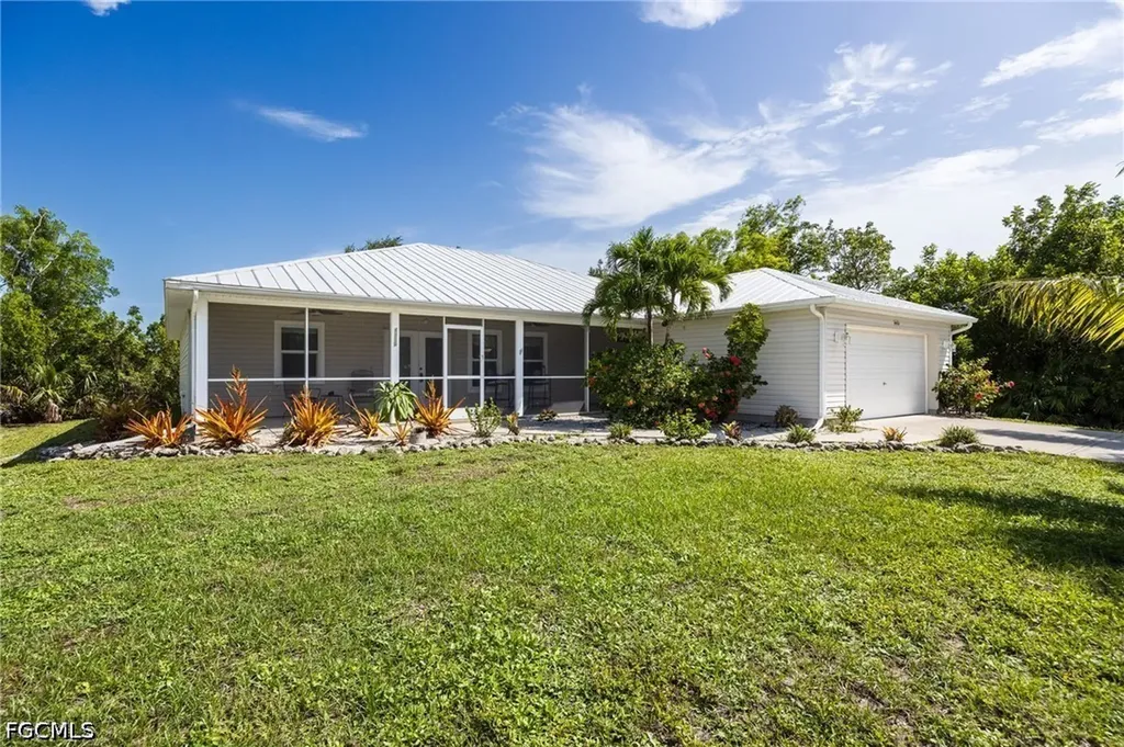 ST. James City FL, 4406 Lake Heather Circle
