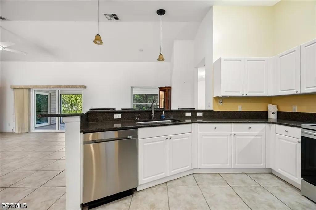 4406 Lake Heather Circle St. James City FL 33956