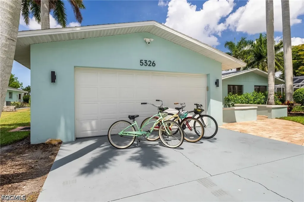 5326 Nautilus Drive Cape Coral FL 33904