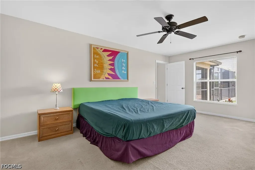 317 NE 9th Terrace Cape Coral FL 33909