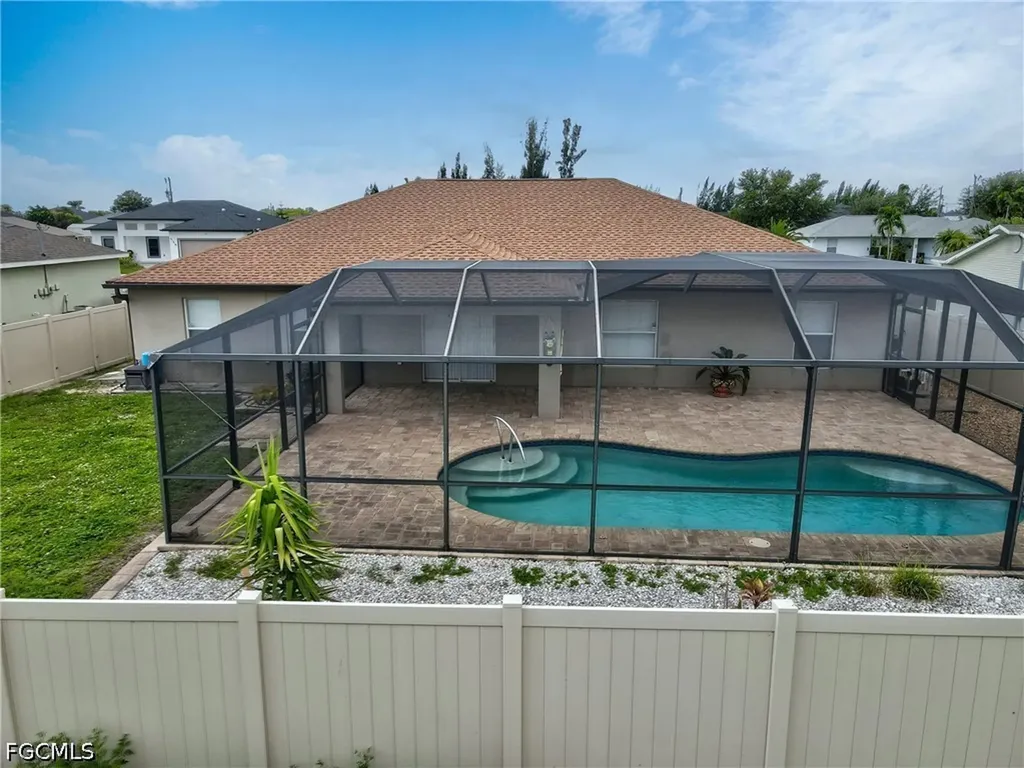 317 NE 9th Terrace Cape Coral FL 33909