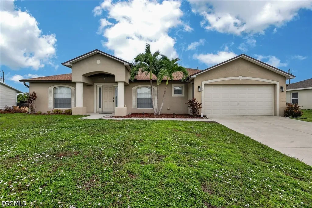 317 NE 9th Terrace Cape Coral FL 33909